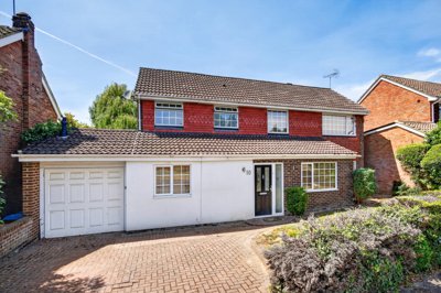Property on Lakeside, RG42 2LE