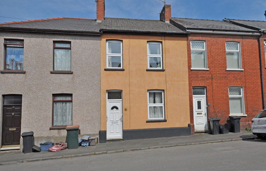 Terraced House