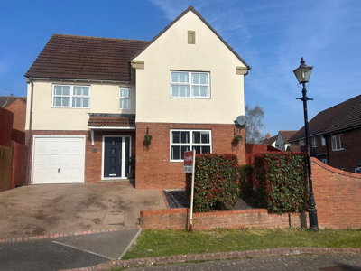Property on Poplar Drive, BA21 3UL