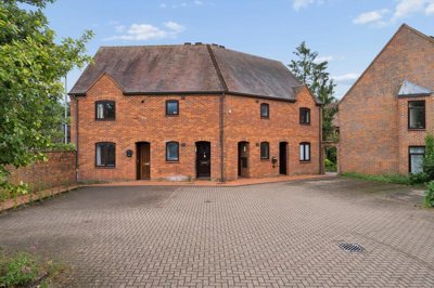 Property on Washington Row, HP7 9DU