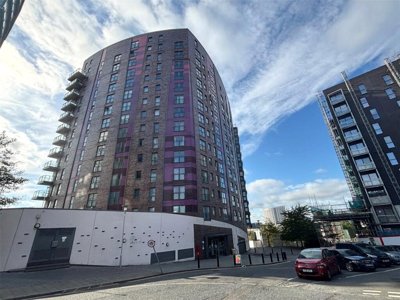 Property on Cross Green Lane, LS9 8FG