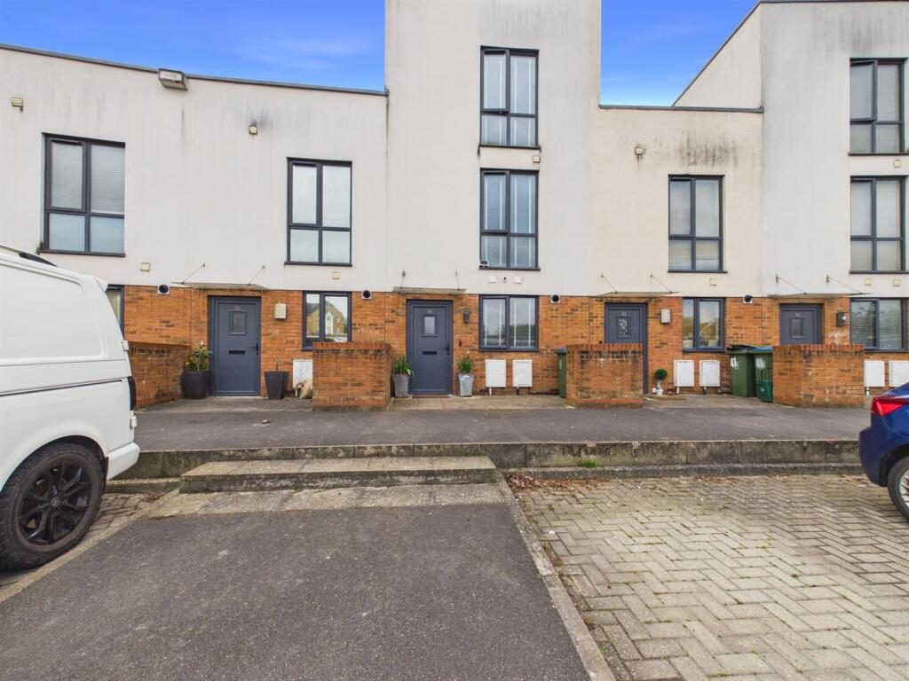 Terraced House
