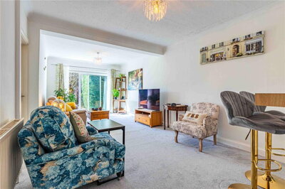 Property on Little Bushey Lane, WD23 4RX