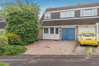 Property on Weir Close, NN8 5YF