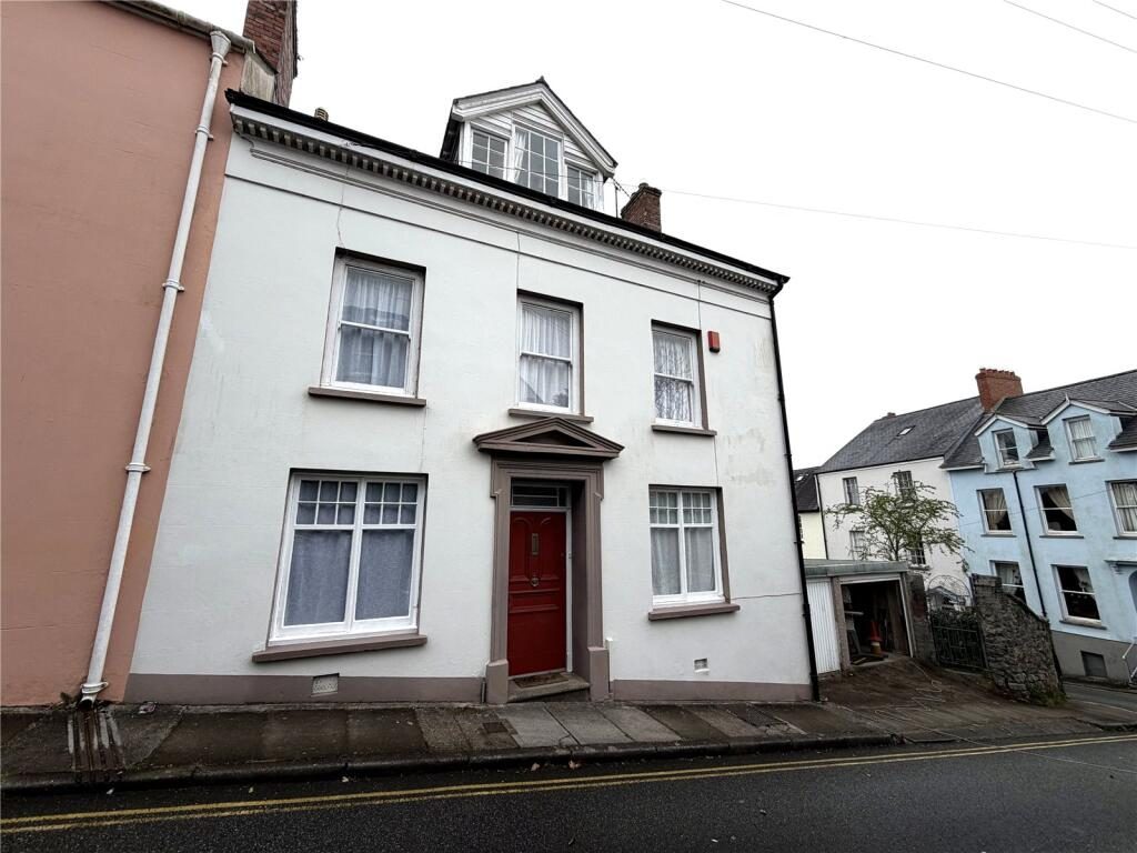 Terraced House