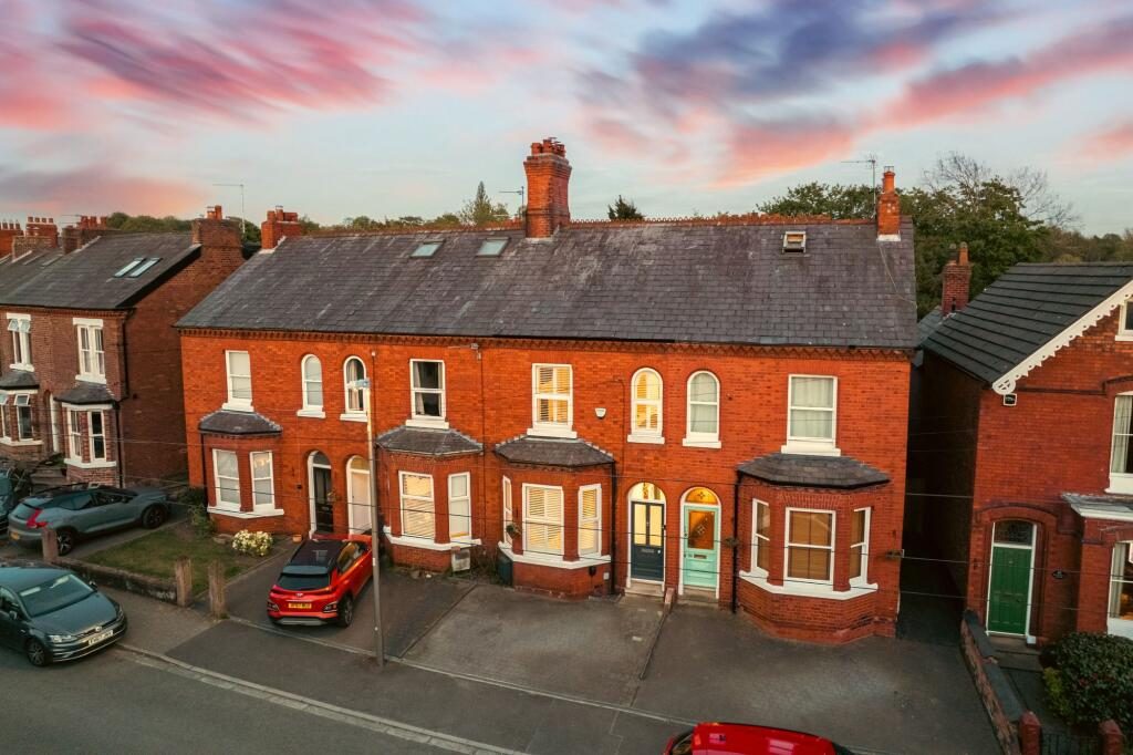 Terraced House