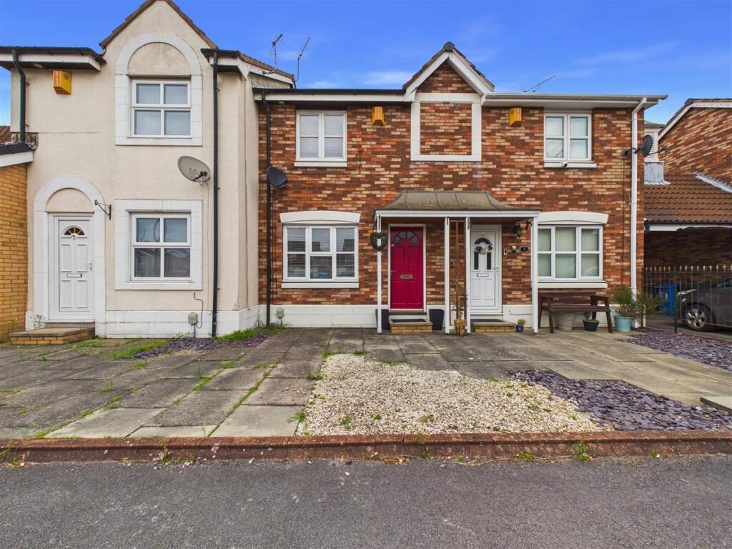 Property main image