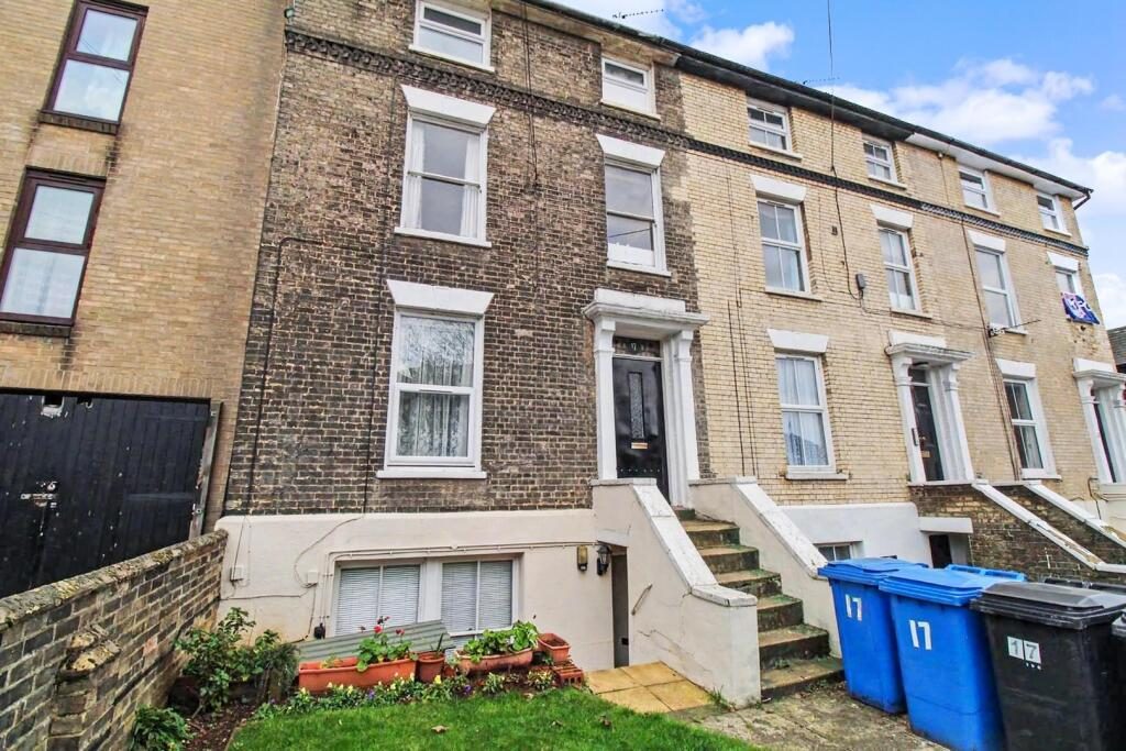 Property main image