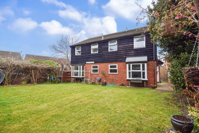 Property on Chiltern Road, SL1 7NH
