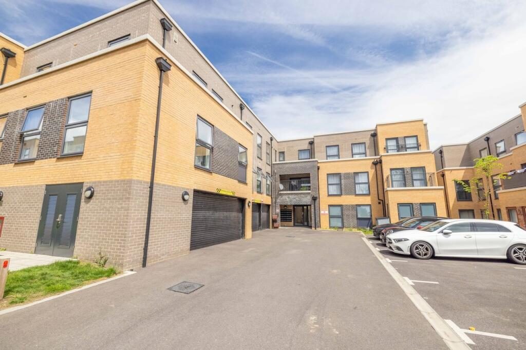 Property main image