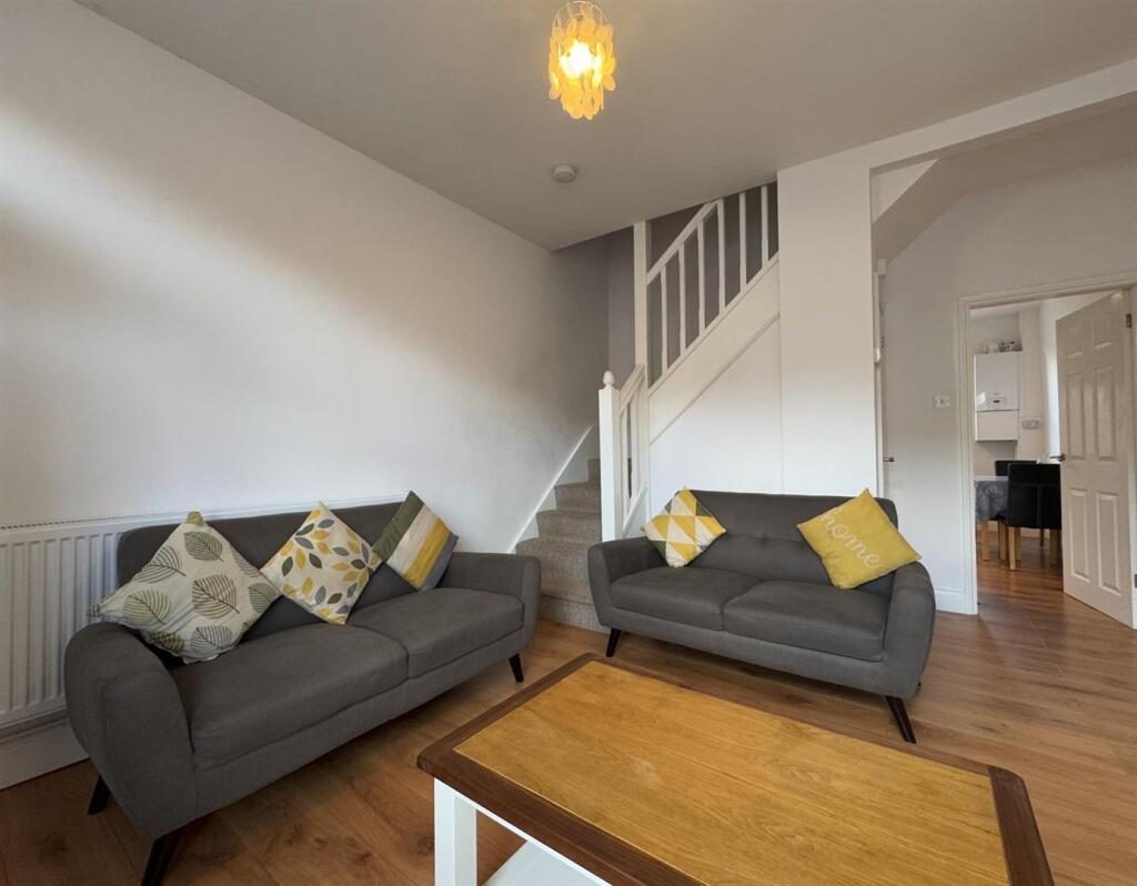 Terraced House