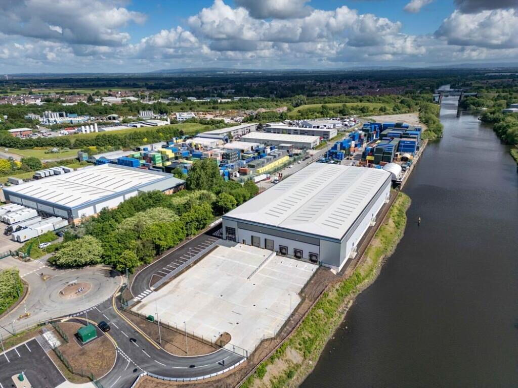 Distribution Warehouse