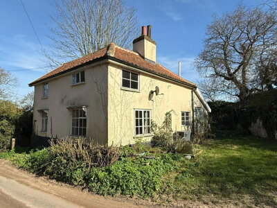 Property on Mill Lane, IP13 0PG