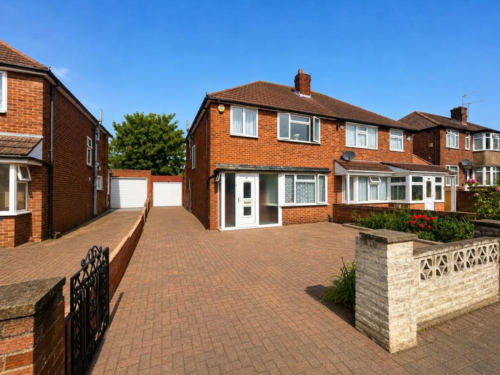 Property main image