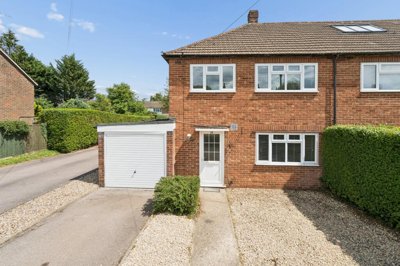 Property on The Meadows, HP7 9AR