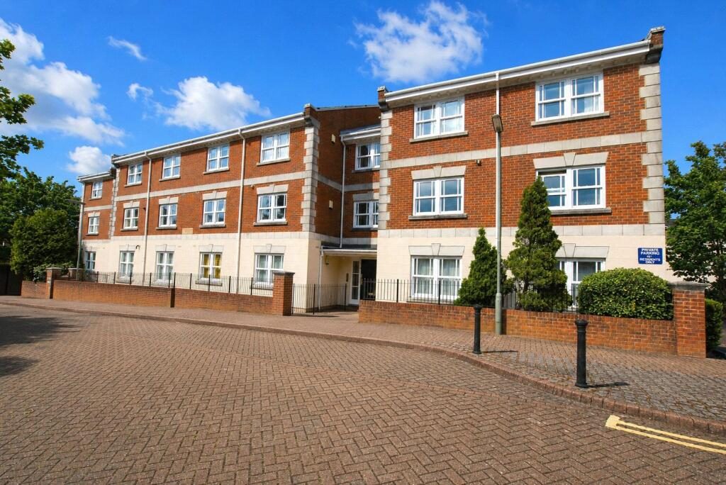Property main image