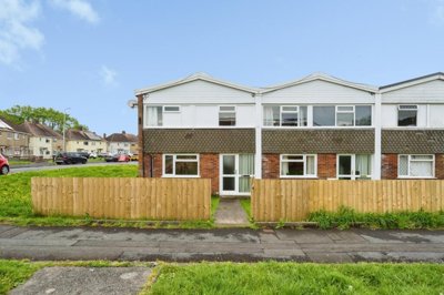 Property on SA15 3ST