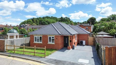 Property on Napier Road, RG45 7EJ