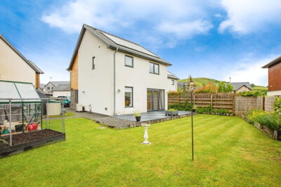 Property on Pencaemawr, SY20 8PF