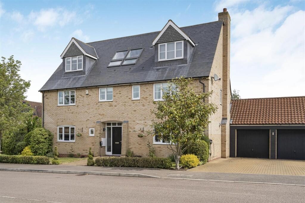 Property main image
