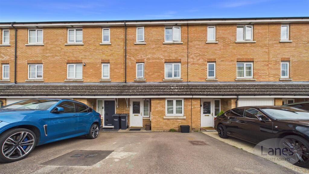 Terraced House