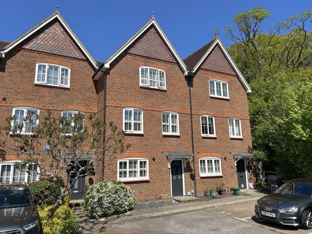 Property main image