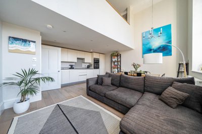 Property on Guinea Street, BS1 6SD