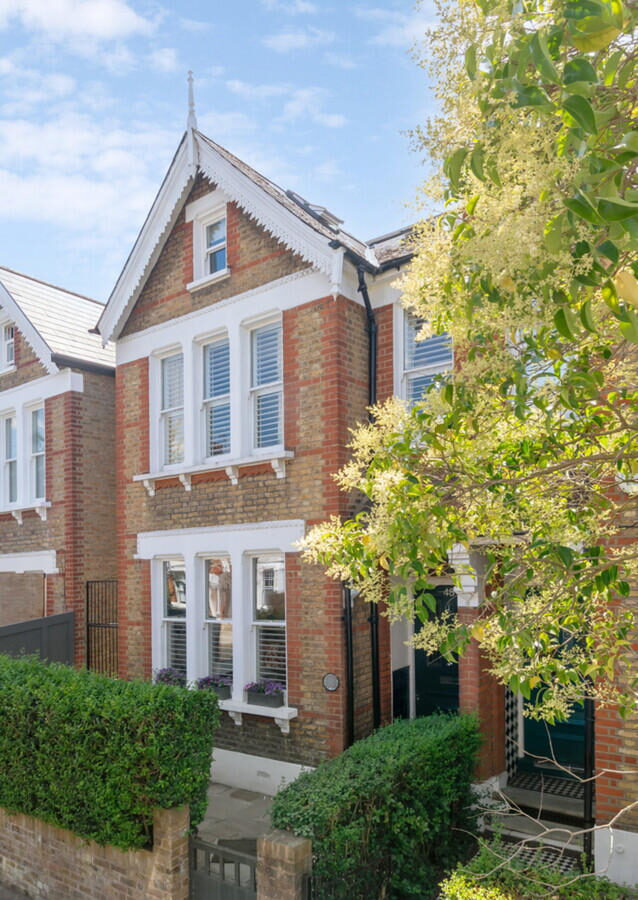 Property main image