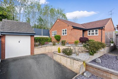 Property on Waterside, WR9 8UL