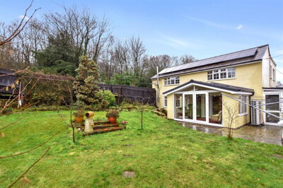 Property on LL14 4LU