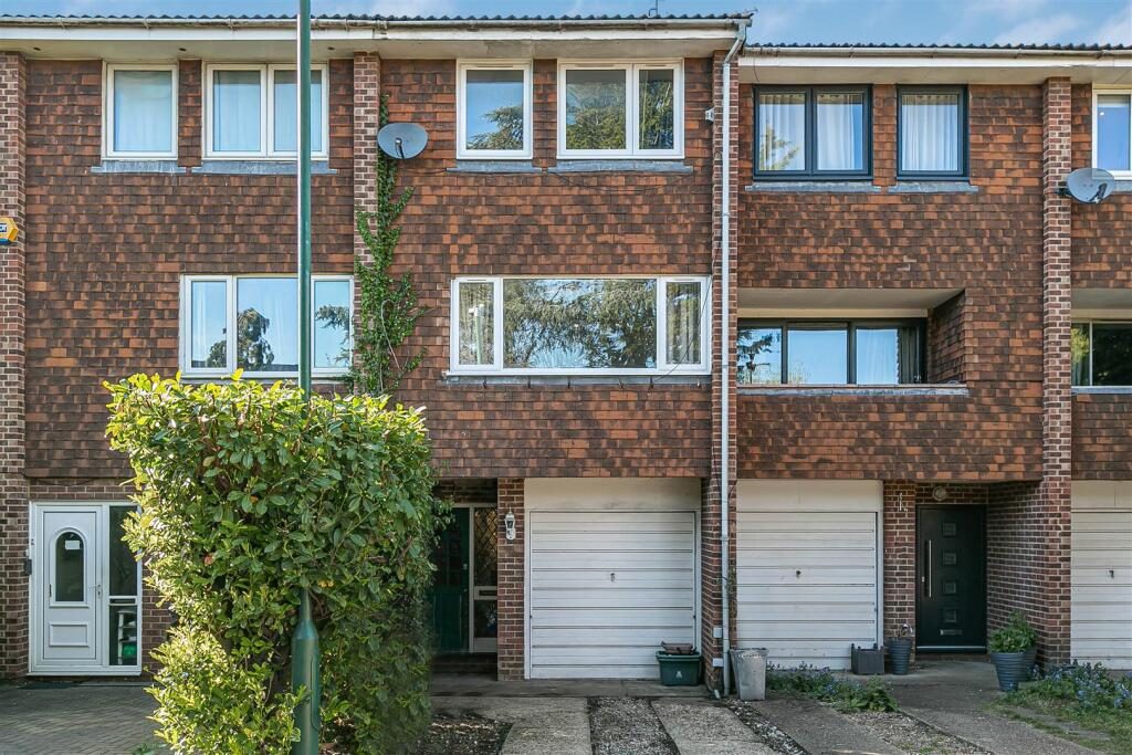 Terraced House