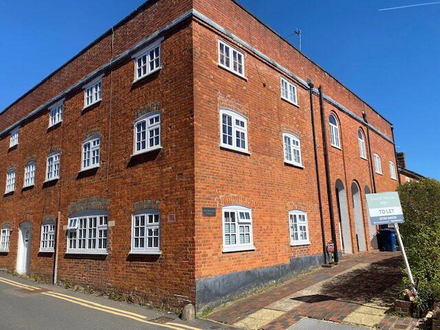 Property main image