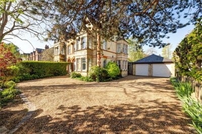 Property on Hills Road, CB2 8QE