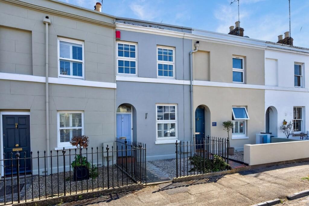 Terraced House