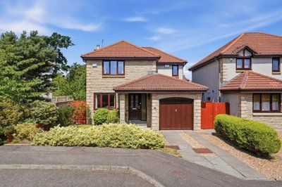 Property on Carnbee Park, EH16 6GE