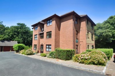 Property on East Hill Road, PO33 1PL