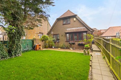 Property on Dacre Road, BN27 4LP