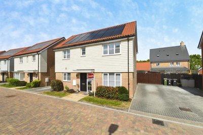 Property on Alice Gardens, SS4 1YD