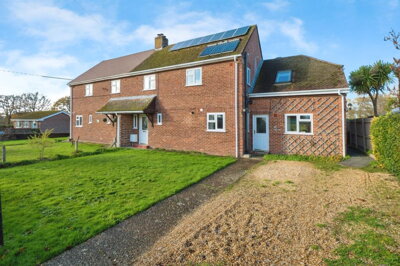 Property on Parsonage Lane, SO32 2AD