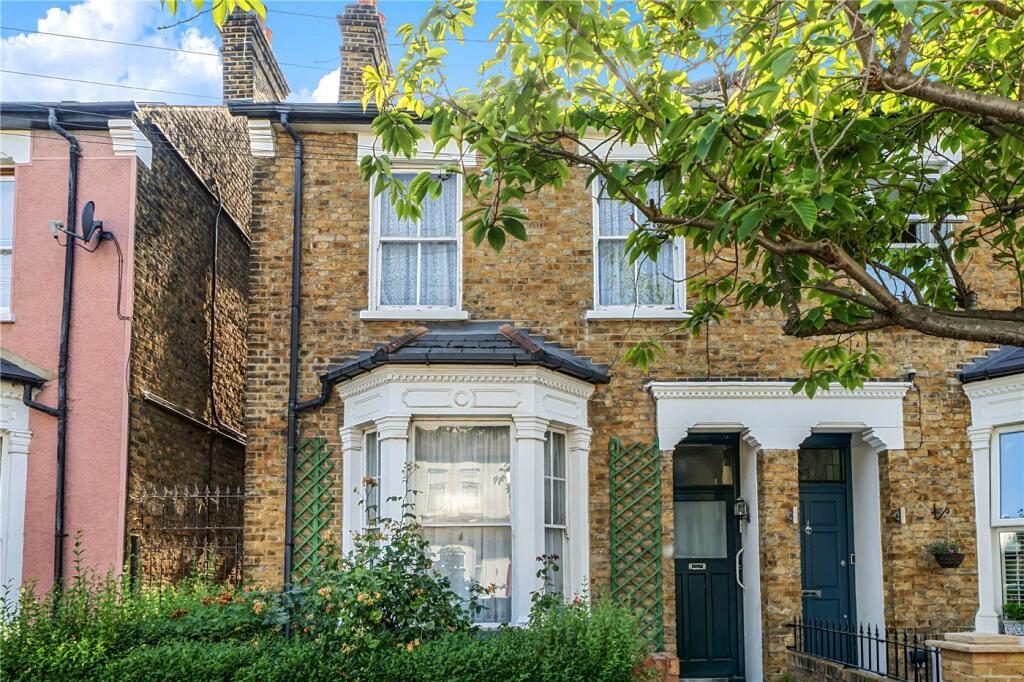 Property main image