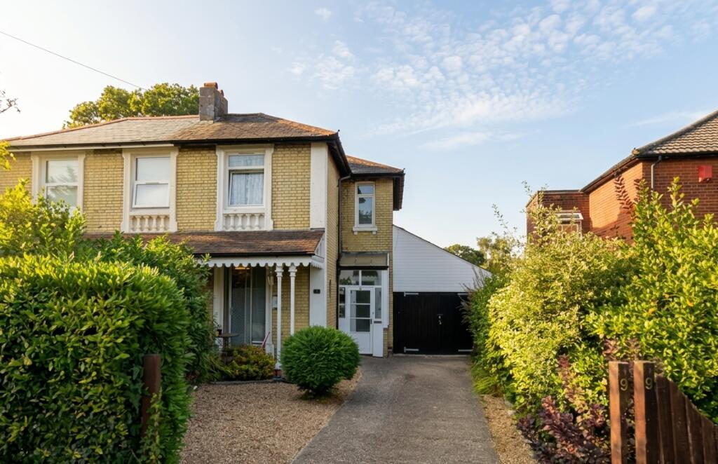 Terraced House