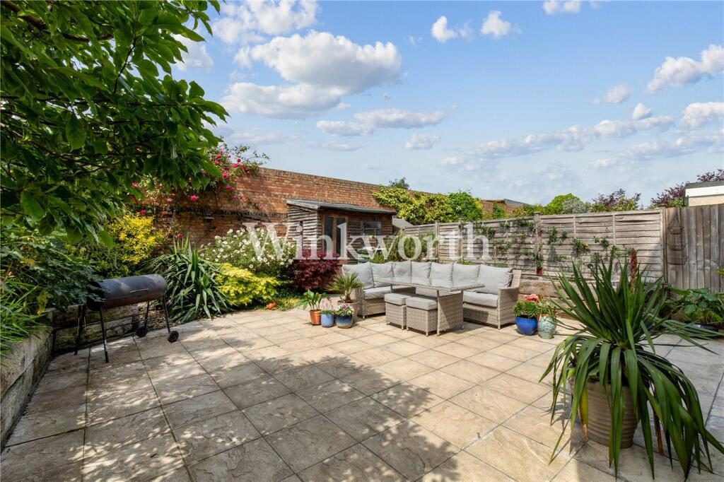 Property main image