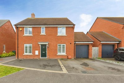 Property on Whinham Green, HP18 0XJ