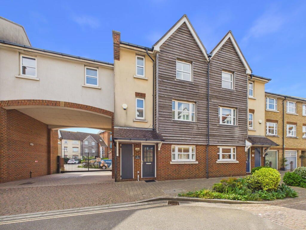 Terraced House