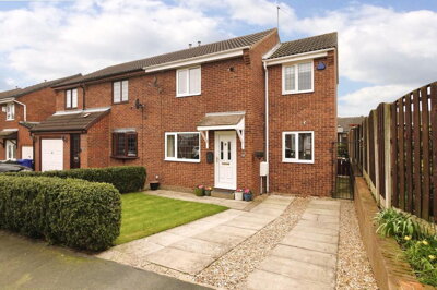 Property on Forresters Close, DN6 9HX