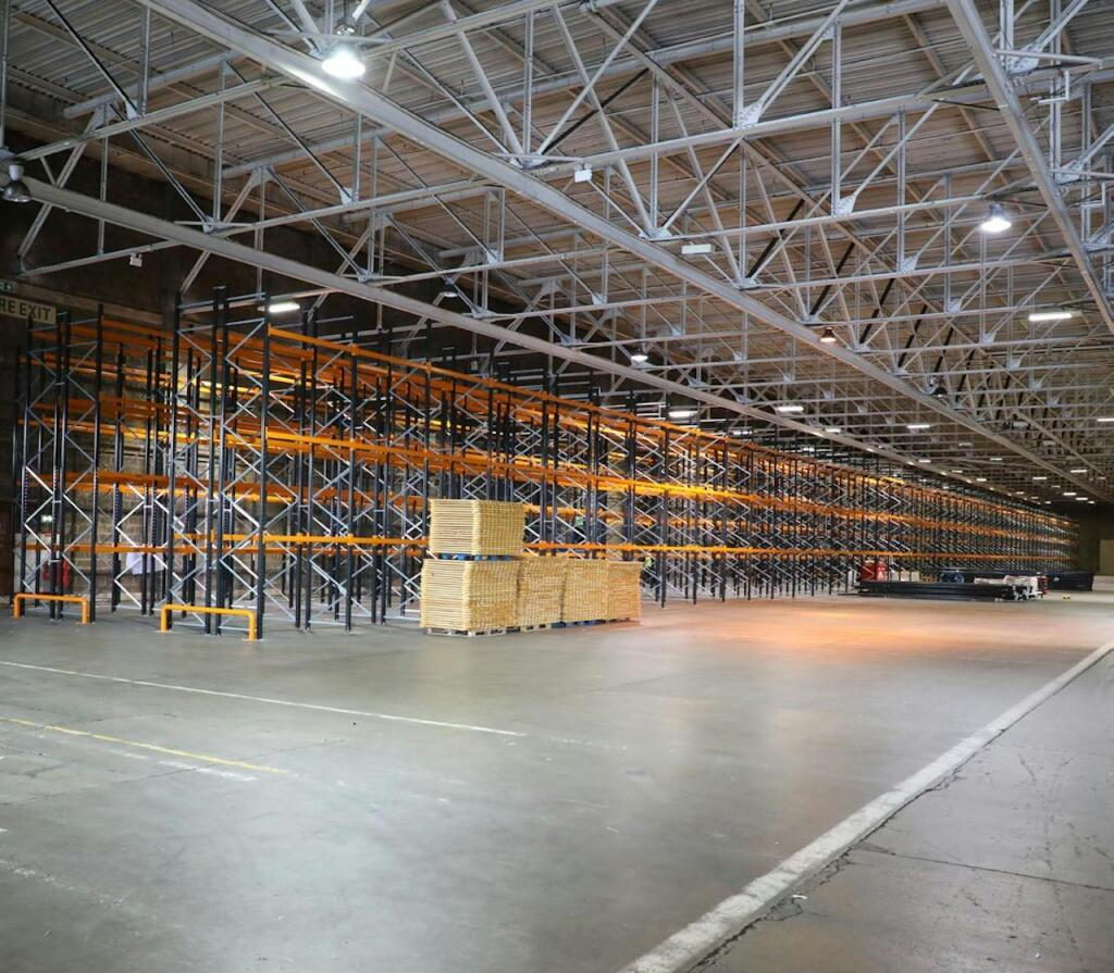 Distribution Warehouse