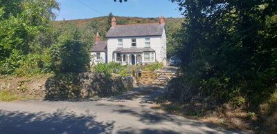 Property on SA44 6QH