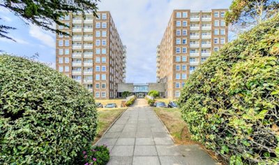 Property on West Parade, BN11 3QR