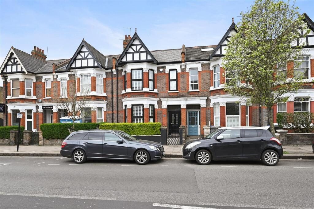 Terraced House