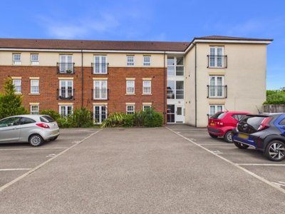 Property on Acklam Court, HU17 0FL